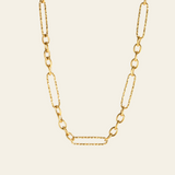 Johanna – Golden chain with elegant design