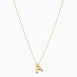 Jutta – Gold Necklace with Elegant Linear Design