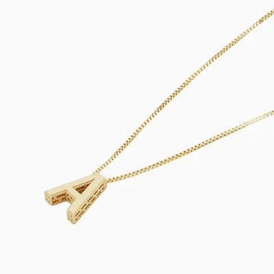 Jutta – Gold Necklace with Elegant Linear Design