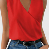 Yariela | Soft Summer Top with V-Neck