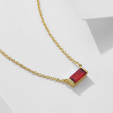Livia – Silver necklace with delicate pendant