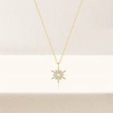 Amélie – Delicate silver necklace with circular pendant