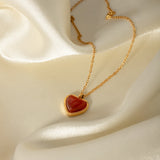Marlena – Elegant necklace with a sparkling drop pendant
