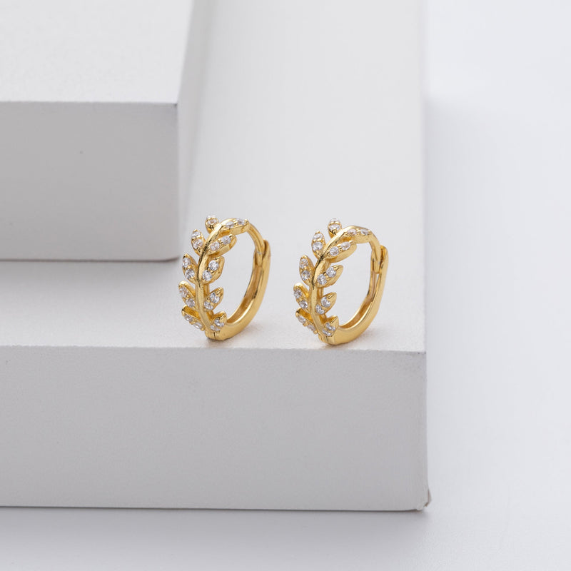Viktoria – Silver Earrings with Sparkling Highlights