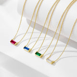 Livia – Silver necklace with delicate pendant