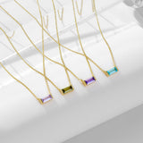 Livia – Silver necklace with delicate pendant