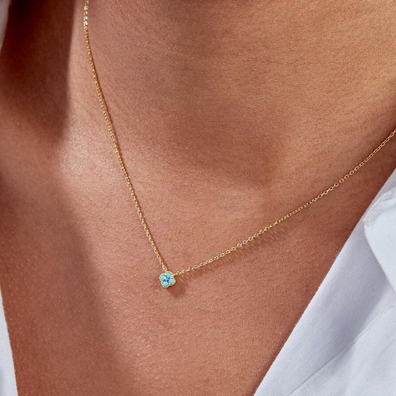 Klara – Minimalist Silver Collar with Pendant
