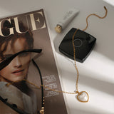 Viktorie – Elegant gold necklace with pendant
