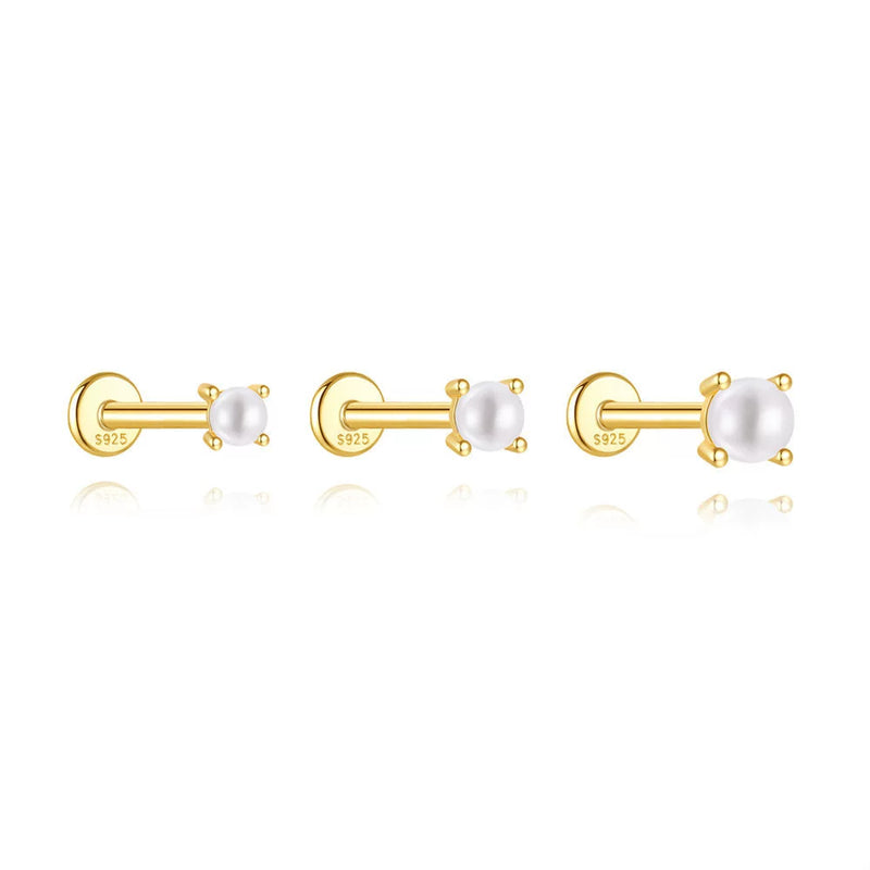 Paul – Elegant gold hoops with a contemporary design.