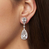 Melanie – Diamond Drop-Shaped Ring.