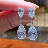 Melanie – Diamond Drop-Shaped Ring.