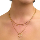 Ruth – Gold Necklace with Elegant and Structured Pendant