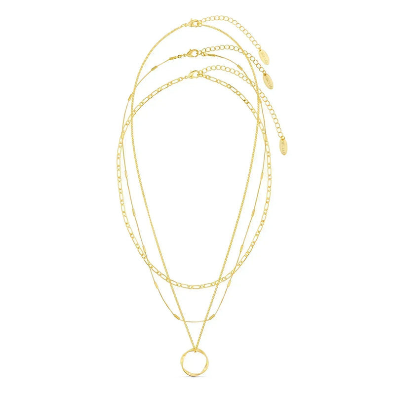 Ruth – Gold Necklace with Elegant and Structured Pendant