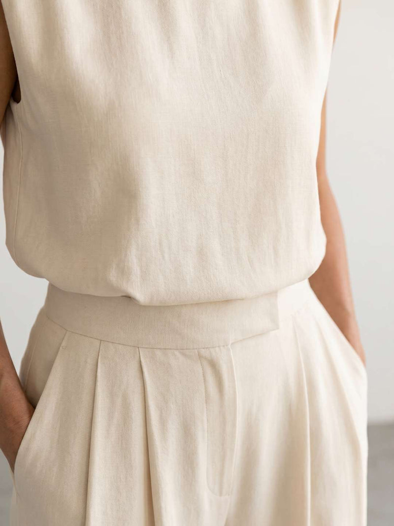 Fluid set of structured top and wide pants