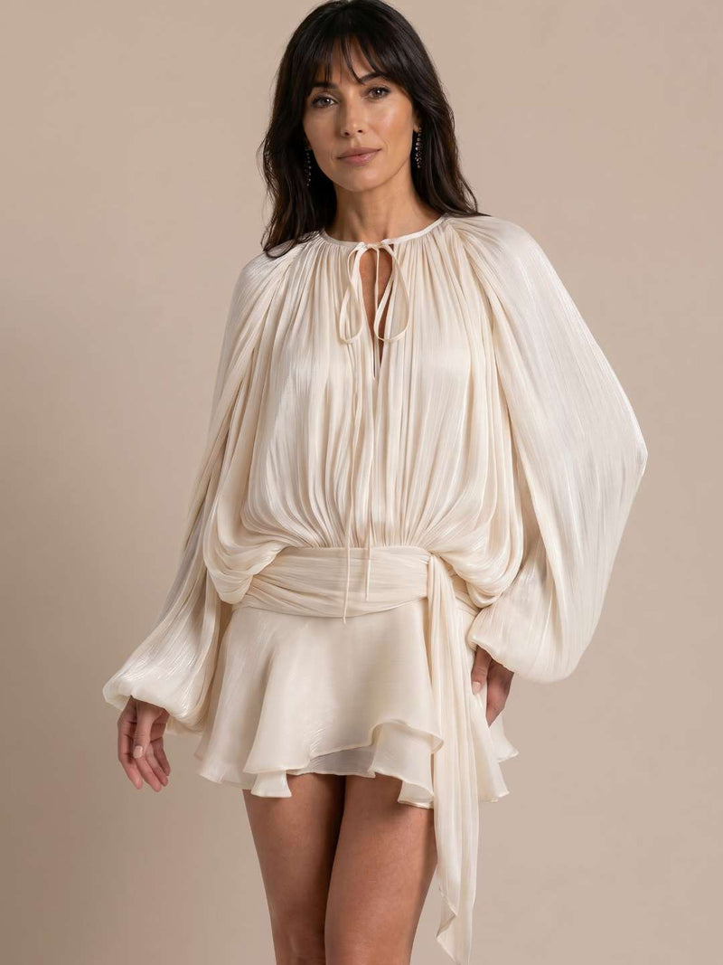 Flowy short dress with wide sleeves