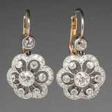 Hedwig – Silver earrings with delicate drop-shaped stone