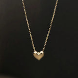 Klara – Gold necklace with circular pendant