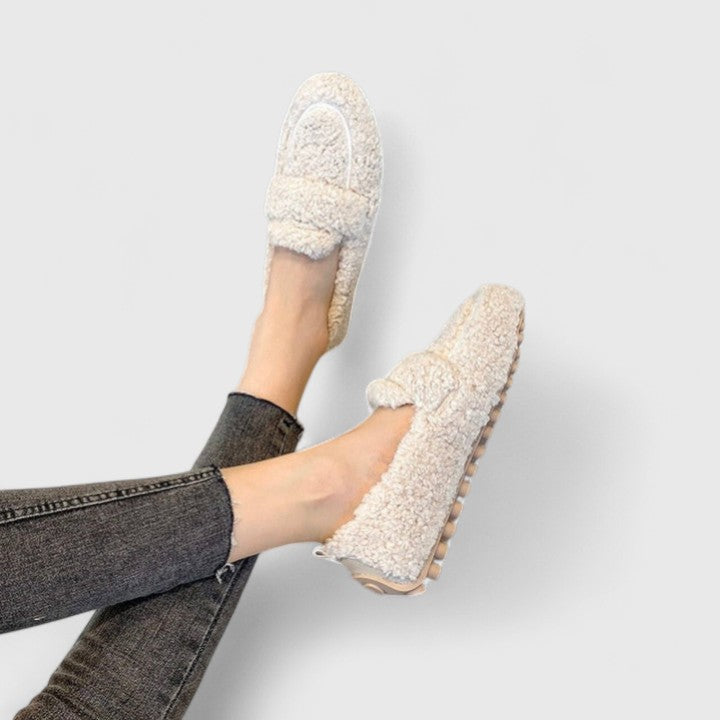Solenne™ | Warm slippers with elegant design