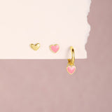 Isolda – Elegant gold earrings with structured design.