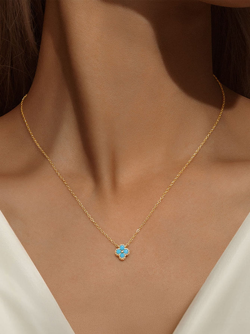 Marlena – Short silver necklace with geometric design