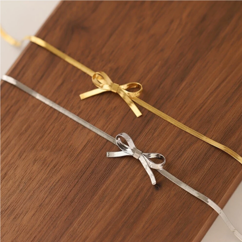 Rebecca - Gold necklace with initial pendant
