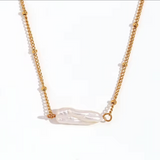 Isabela – Gold Necklace with Rectangular Pendant