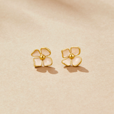 Greta – Round earrings with floral design.