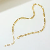 Valerie – Minimalist gold design necklace with links