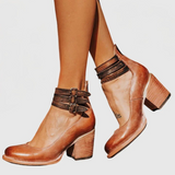 Megan | Vintage Refined Pumps