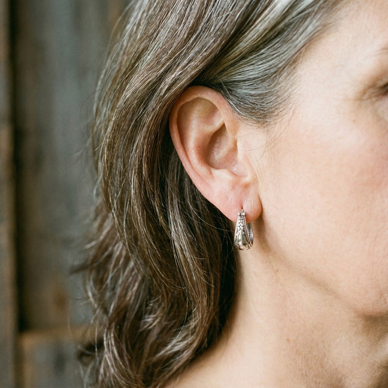 Vintage hoop earrings with mandala in silver