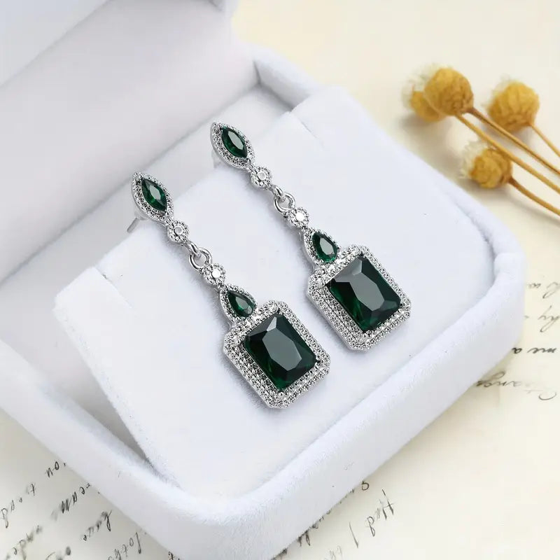 CLARION | White Earrings
