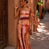 Long printed dress with sweetheart neckline