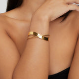Exclusive Gold Eva Bracelet
