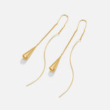 Felicie – Gold earrings with delicate studs.