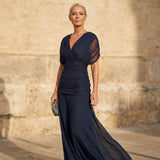 Filipa | Blue that Stands Out