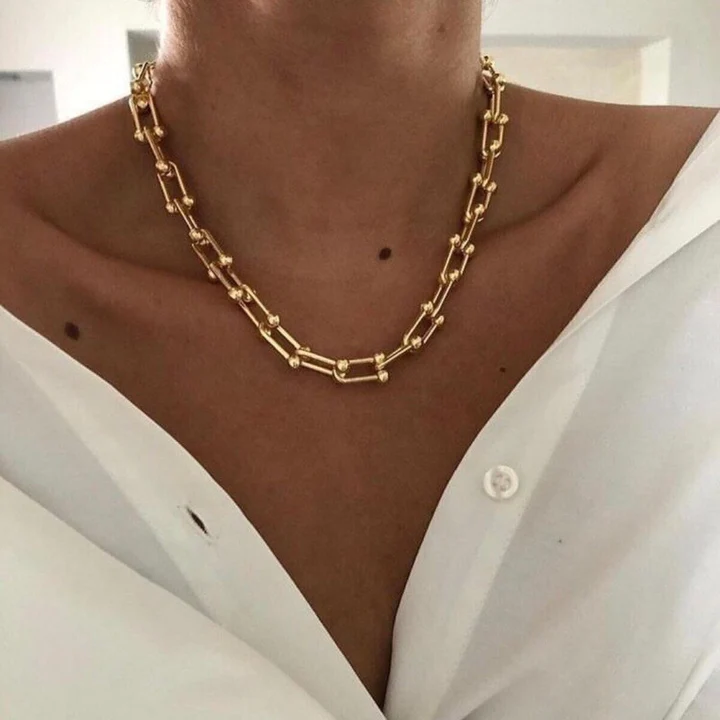 Alexandra – Exclusive Golden Necklace