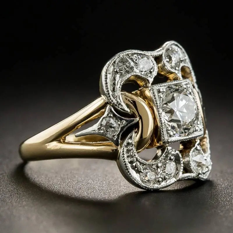 Markéta - Vintage Gold Ring with Zirconia