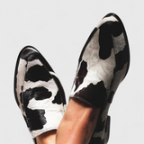Elegant Macarena Loafers with Low Heel and Animal Print