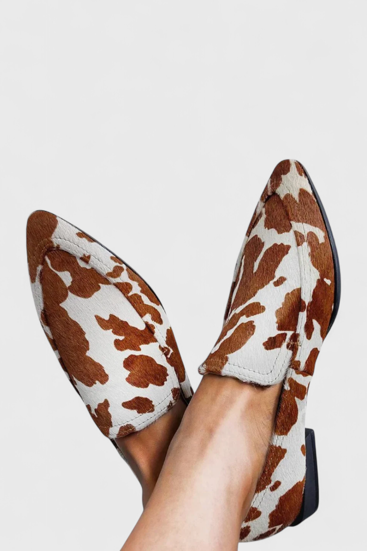 Greece Low-Heeled Leather Loafers with Pointed Toe