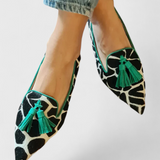 Fermina Elegant Loafers with Pointed Toe and Bicolor Design