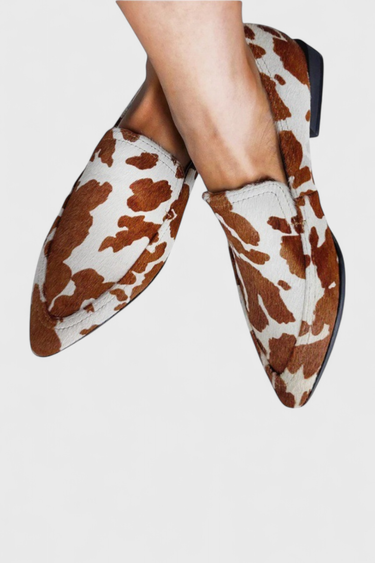 Greece Low-Heeled Leather Loafers with Pointed Toe