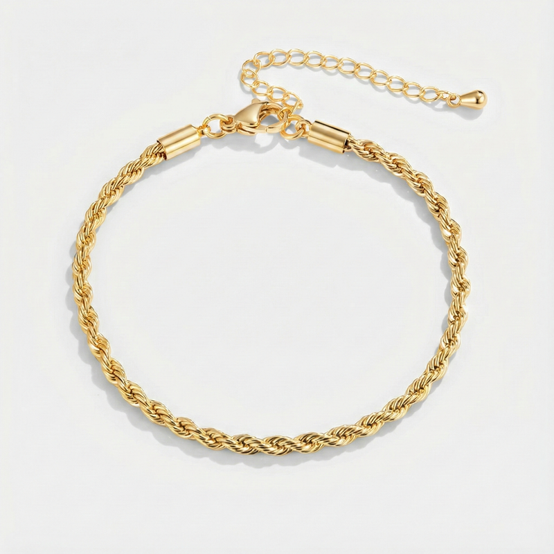 Isabela - Elegant Braided Gold Bracelet