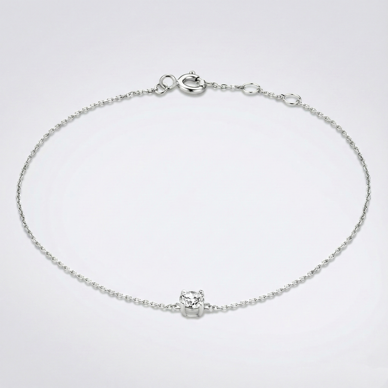 Klára Bracelet with Moissanite Gem