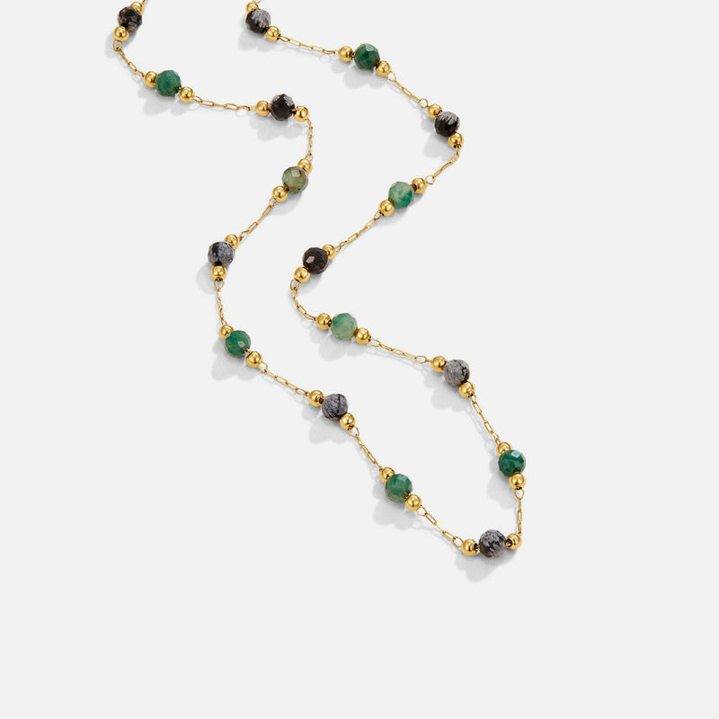 Karolína - Fun Necklace with Delicate Pearls.