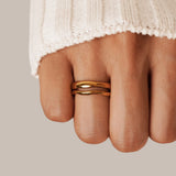 Emilia – Engagement ring with elegant and defined design