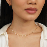 Milena – Short collar with a smooth design