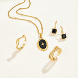 Annemarie – Silver earrings with an elegant delicate drop.