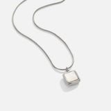 Silvie – Gold necklace with small plates