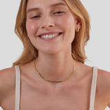 Elisa-Marie – Gold Necklace with Elegant Curvature
