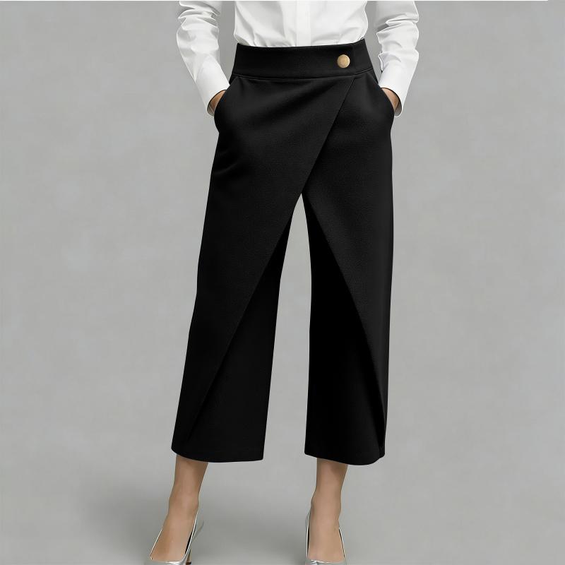 AMOR | Black Casual Short Pants